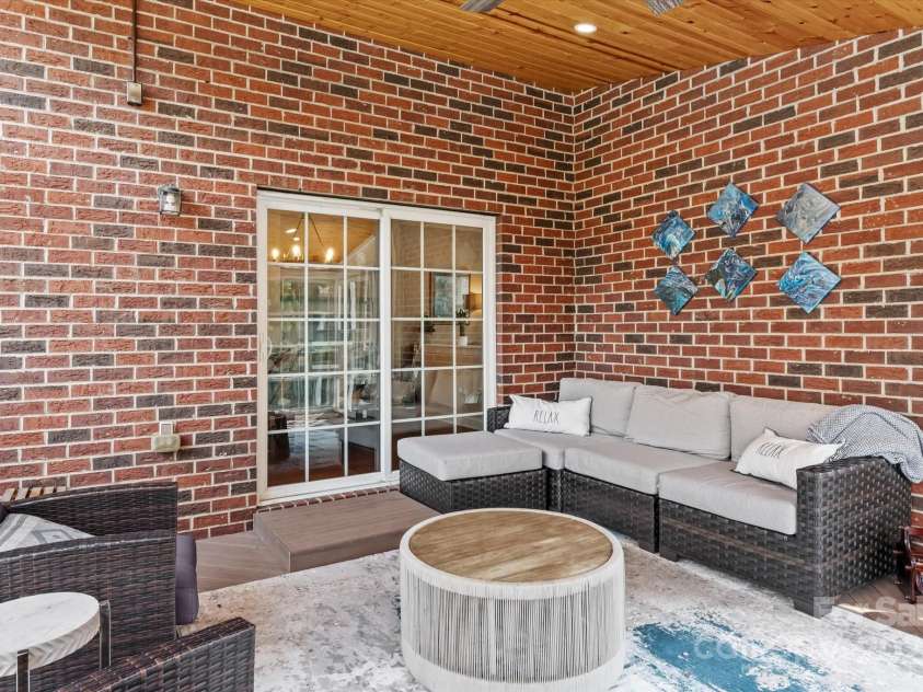 1040 Lake Forest Drive, Matthews, NC 28104.  MLS# CAR4285953, YatesRealty ID 33125. Sunroom