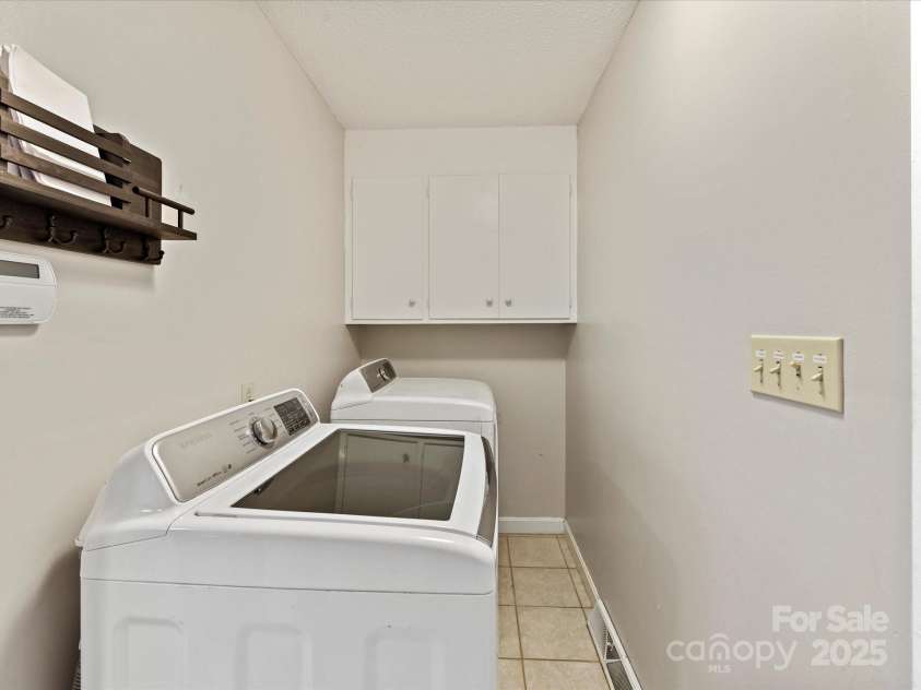 1308 Brantley Road, Kannapolis, NC 28083.  MLS# CAR4287654, YatesRealty ID 33126. Laundry Room