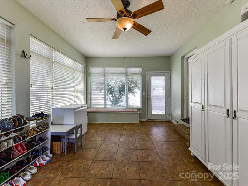 1308 Brantley Road, Kannapolis, NC 28083.  MLS# CAR4287654, YatesRealty ID 33126. Sunroom