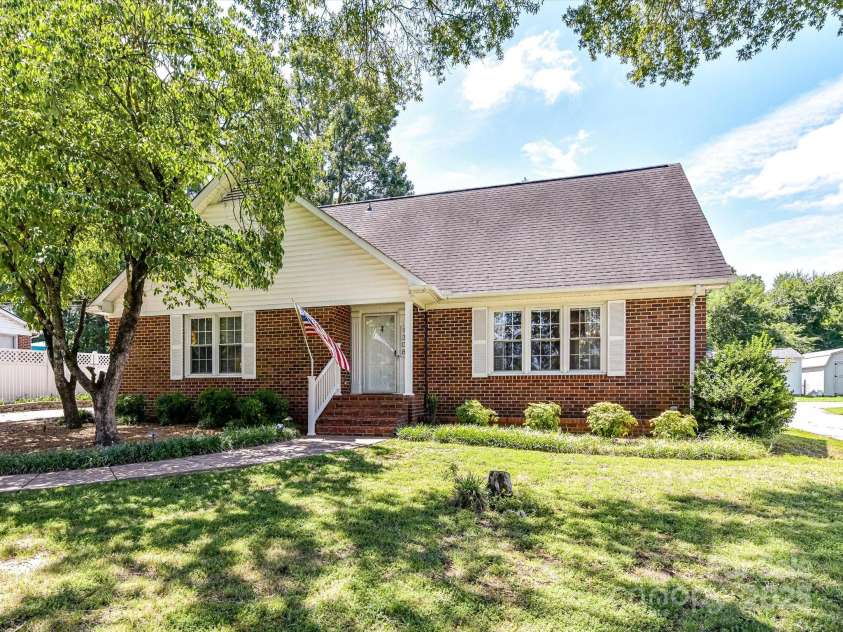 1308 Brantley Road, Kannapolis, NC 28083.  MLS# CAR4287654, YatesRealty ID 33126. Welcome Home!