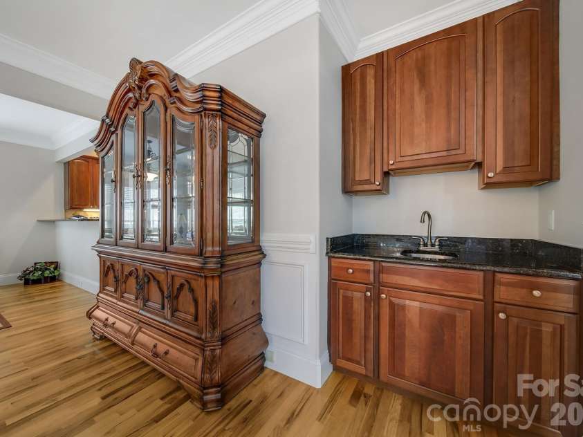 263 Hemingway Lane, Fort Mill, SC 29708.  MLS# CAR4398016, YatesRealty ID 33126. 