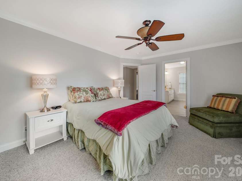 263 Hemingway Lane, Fort Mill, SC 29708.  MLS# CAR4398016, YatesRealty ID 33126. 