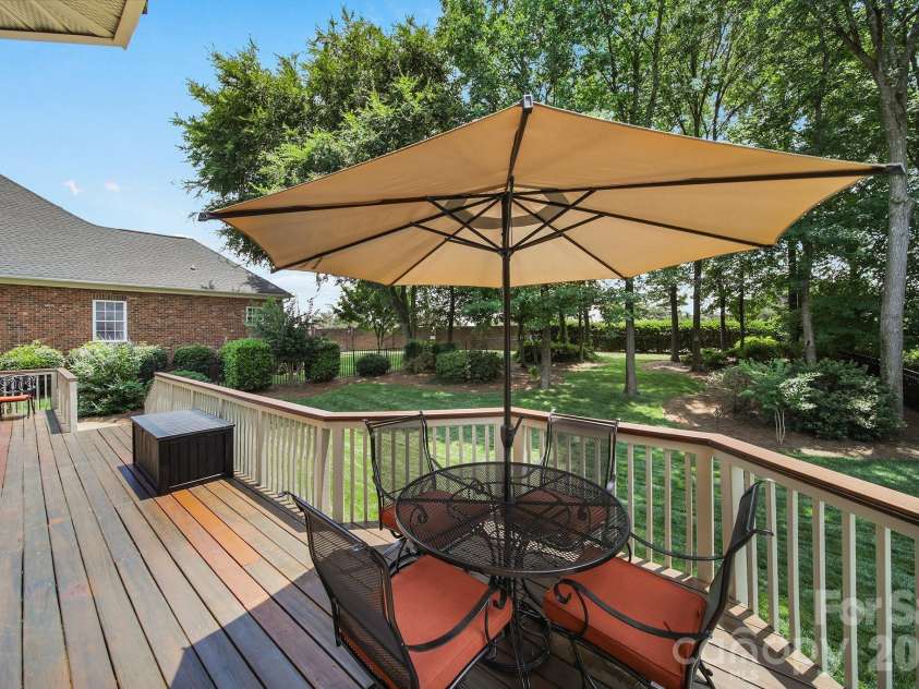 263 Hemingway Lane, Fort Mill, SC 29708.  MLS# CAR4398016, YatesRealty ID 33126. 