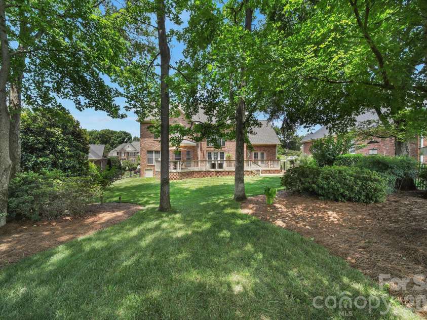 263 Hemingway Lane, Fort Mill, SC 29708.  MLS# CAR4398016, YatesRealty ID 33126. 