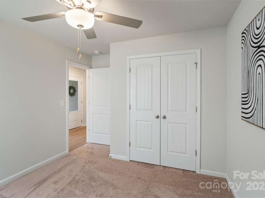 1108 Nia Road, Charlotte, NC 28215.  MLS# CAR4280664, YatesRealty ID 33127. With a Ceiling Fan