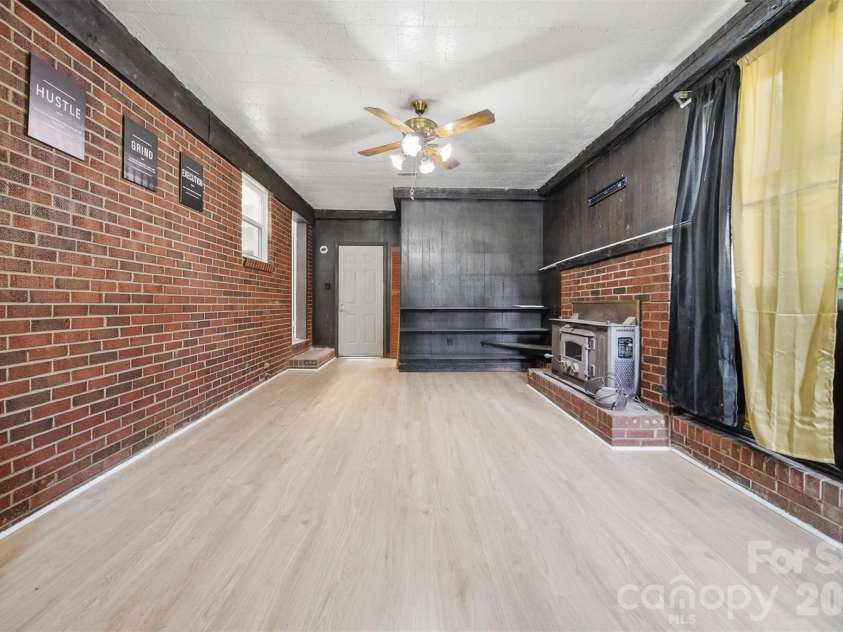 807 Mt Olive Church Road, Newton, NC 28658.  MLS# CAR4397915, YatesRealty ID 33127. 