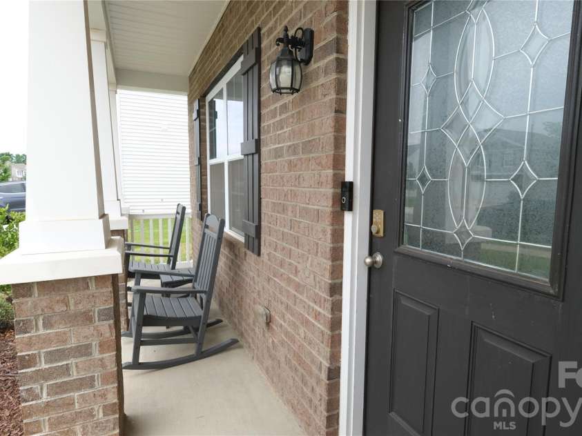 7032 Branch Fork Road, Charlotte, NC 28215.  MLS# CAR4397794, YatesRealty ID 33128. 