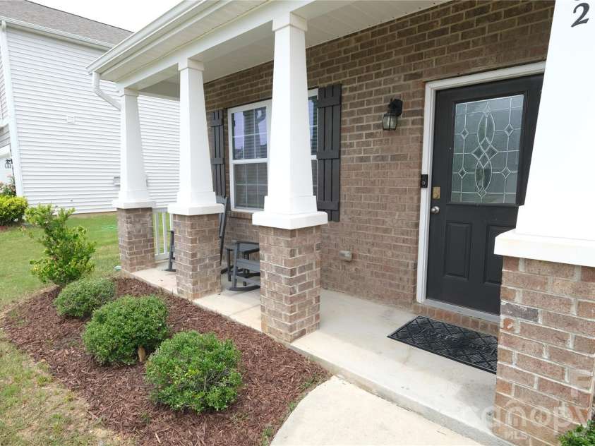 7032 Branch Fork Road, Charlotte, NC 28215.  MLS# CAR4397794, YatesRealty ID 33128. 