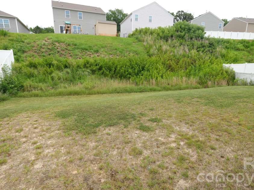7032 Branch Fork Road, Charlotte, NC 28215.  MLS# CAR4397794, YatesRealty ID 33128. 