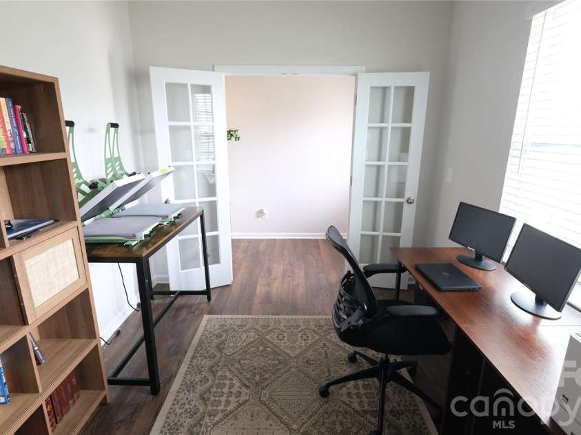 7032 Branch Fork Road, Charlotte, NC 28215.  MLS# CAR4397794, YatesRealty ID 33128. 
