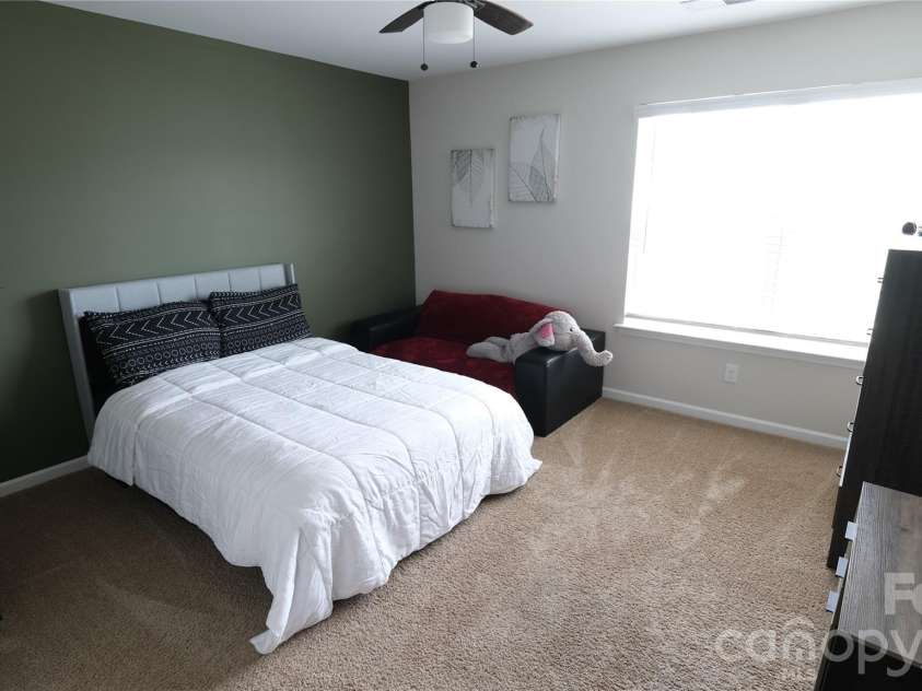 7032 Branch Fork Road, Charlotte, NC 28215.  MLS# CAR4397794, YatesRealty ID 33128. 