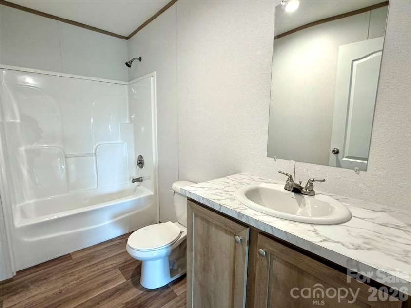 146 Con Lee Drive, Olin, NC 28660.  MLS# CAR4397827, YatesRealty ID 33129. SECONDARY BATH