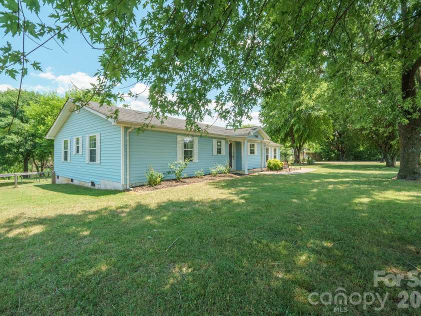 1782 Cat Square Road, Vale, NC 28168.  MLS# CAR4396046, YatesRealty ID 33131. 