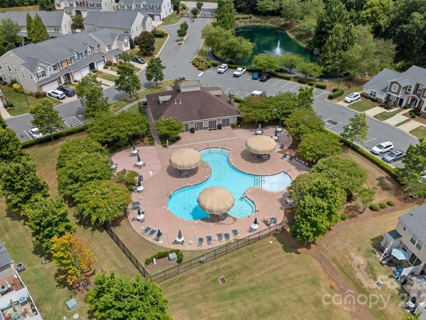 816 Canoe Song Road, Fort Mill, SC 29708.  MLS# CAR4285815, YatesRealty ID 33131. 