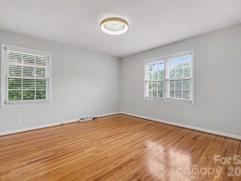 1030 Mclaughlin Drive, Charlotte, NC 28212.  MLS# CAR4393613, YatesRealty ID 33132. Master Bedroom