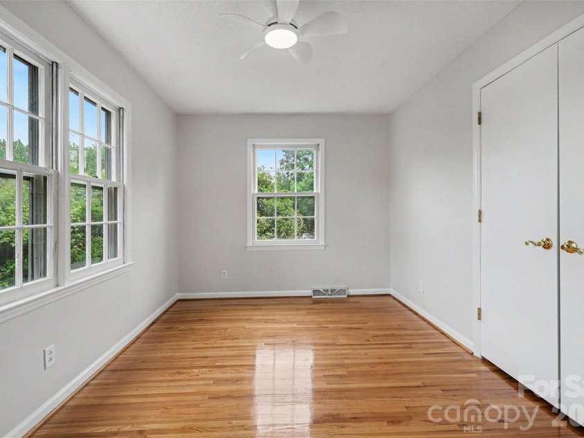 1030 Mclaughlin Drive, Charlotte, NC 28212.  MLS# CAR4393613, YatesRealty ID 33132. Upstairs Bedroom #3