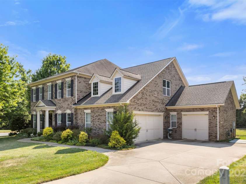 1204 Vaugelas Court, Monroe, NC 28110.  MLS# CAR4280337, YatesRealty ID 33134. From the moment you arrive, this stately front elevation whispers welcome home just minutes from the heart of Wesley Chapel.
