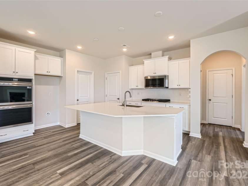 1406 Caracara Court, Cramerton, NC 28012.  MLS# CAR4293728, YatesRealty ID 33135. Kitchen(example)