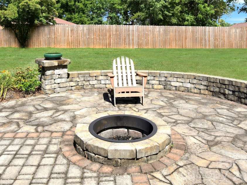 496 14th Avenue, Hickory, NC 28601.  MLS# CAR4396801, YatesRealty ID 33135. 
