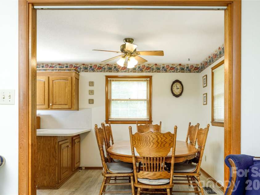 2234 Kool Park Road, Hickory, NC 28601.  MLS# CAR4398018, YatesRealty ID 33136. 
