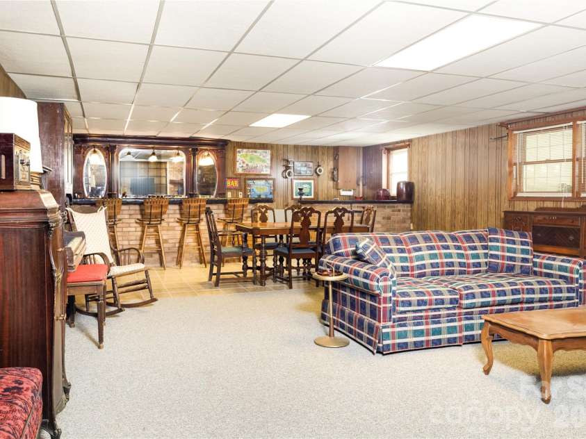 2234 Kool Park Road, Hickory, NC 28601.  MLS# CAR4398018, YatesRealty ID 33136. 