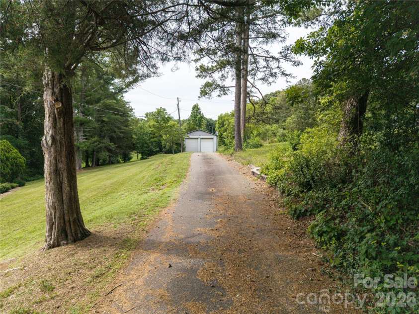 2234 Kool Park Road, Hickory, NC 28601.  MLS# CAR4398018, YatesRealty ID 33136. 