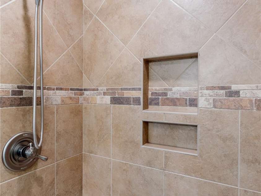 370 Appaloosa Trail, Burnsville, NC 28714.  MLS# CAR4293891, YatesRealty ID 33136. 