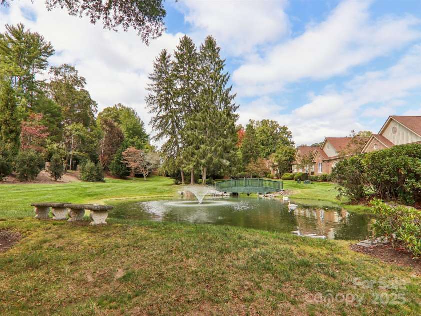 102 Glenbrook Drive, Hendersonville, NC 28739.  MLS# CAR4313168, YatesRealty ID 3314. 