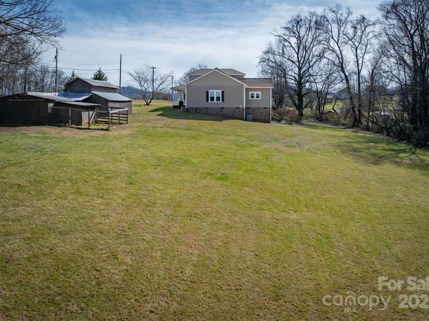 754 Pete Brittain Road, Morganton, NC 28655.  MLS# CAR4223727, YatesRealty ID 3314. 