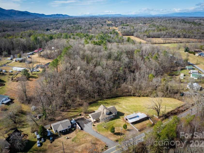 754 Pete Brittain Road, Morganton, NC 28655.  MLS# CAR4223727, YatesRealty ID 3314. 
