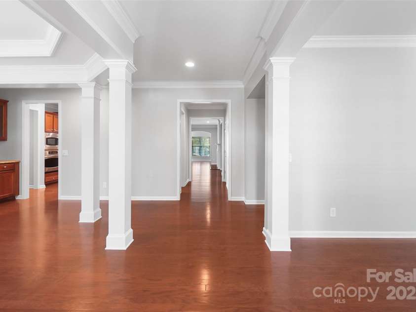 2086 Yellowstone Drive, Indian Land, SC 29707.  MLS# CAR4293690, YatesRealty ID 33141. Entering the home