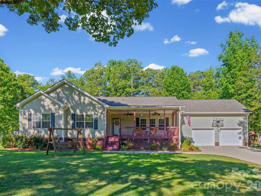 2361 Springhill Court, York, SC 29745.  MLS# CAR4398043, YatesRealty ID 33141. 