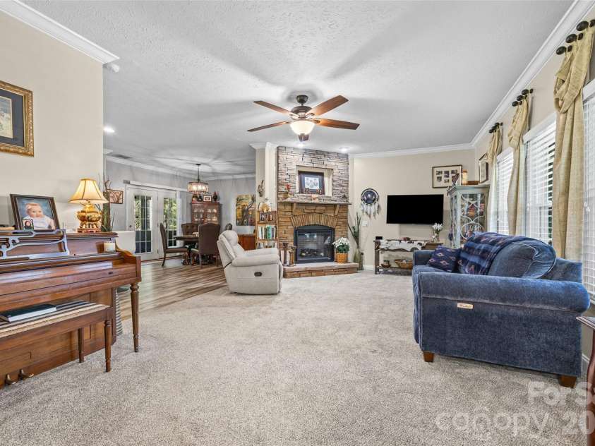 2361 Springhill Court, York, SC 29745.  MLS# CAR4398043, YatesRealty ID 33141. 
