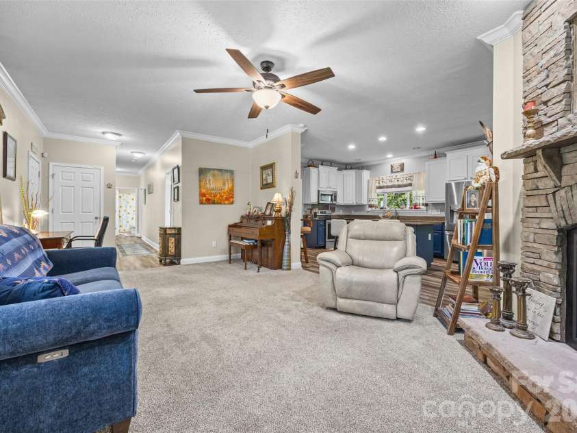 2361 Springhill Court, York, SC 29745.  MLS# CAR4398043, YatesRealty ID 33141. 