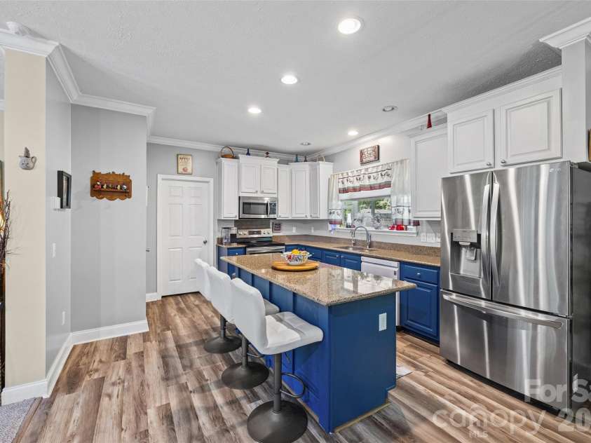 2361 Springhill Court, York, SC 29745.  MLS# CAR4398043, YatesRealty ID 33141. 