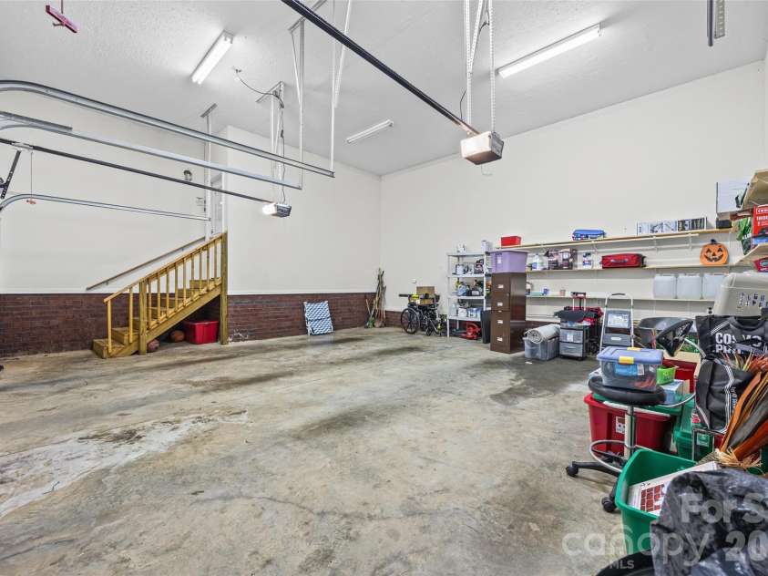 2361 Springhill Court, York, SC 29745.  MLS# CAR4398043, YatesRealty ID 33141. 