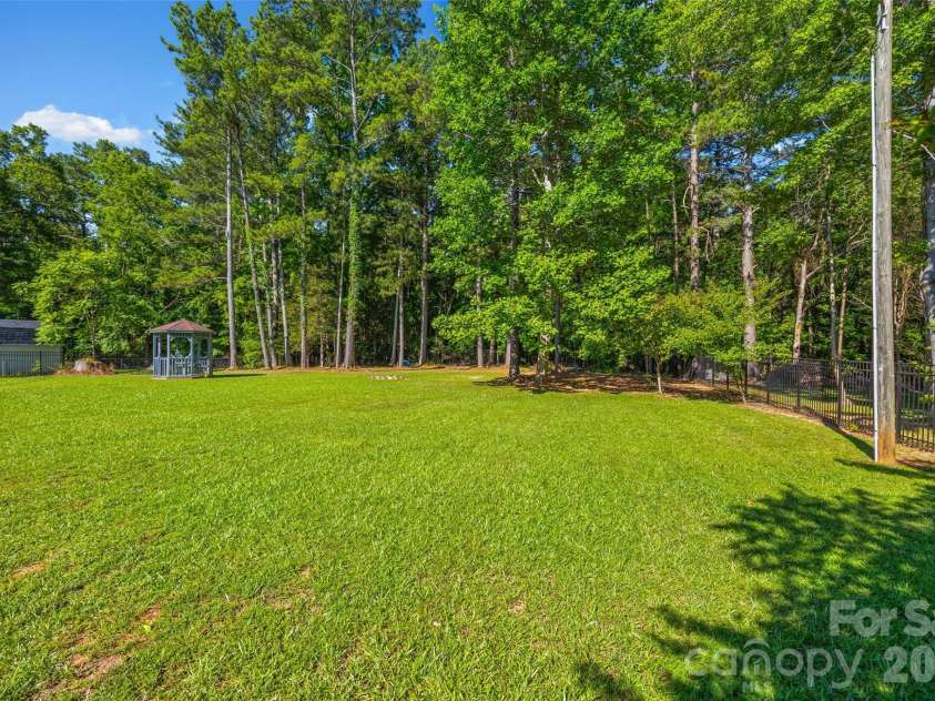 2361 Springhill Court, York, SC 29745.  MLS# CAR4398043, YatesRealty ID 33141. 
