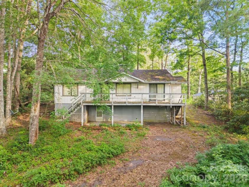 65 Gurney Franklin Road, Newland, NC 28657.  MLS# CAR4386386, YatesRealty ID 33142. 