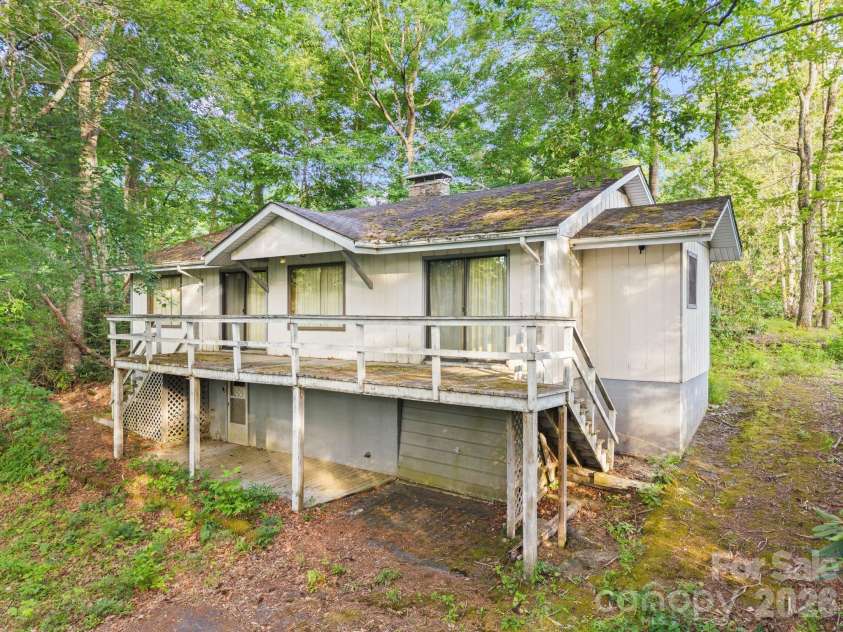 65 Gurney Franklin Road, Newland, NC 28657.  MLS# CAR4386386, YatesRealty ID 33142. 