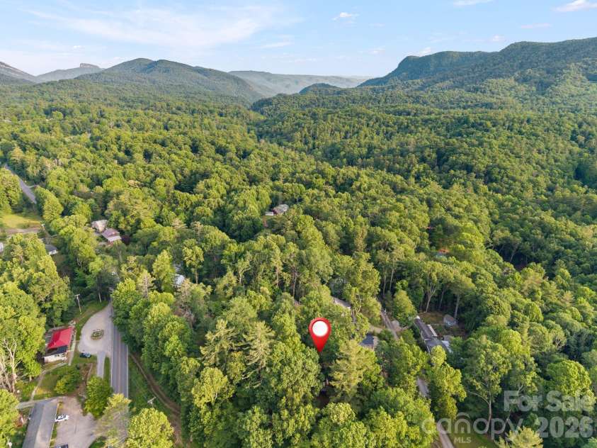 65 Gurney Franklin Road, Newland, NC 28657.  MLS# CAR4386386, YatesRealty ID 33142. 
