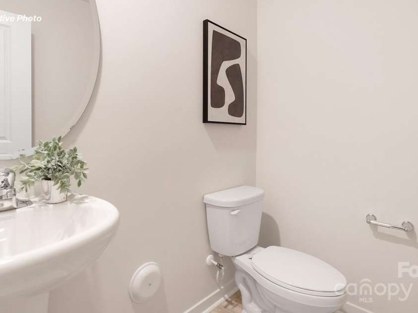 1366 37th Avenue Lane, Hickory, NC 28601.  MLS# CAR4294022, YatesRealty ID 33143. 