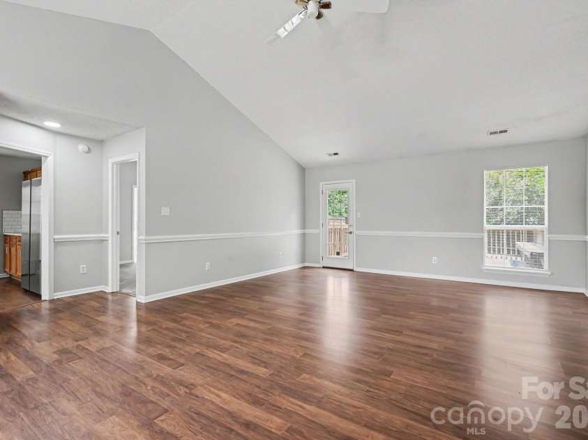 7518 Prindle Lake Drive, Charlotte, NC 28227.  MLS# CAR4397454, YatesRealty ID 33143. 