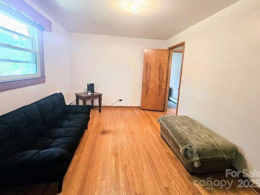 309 Gentry Street, Jefferson, NC 28640.  MLS# CAR4294097, YatesRealty ID 33146. 