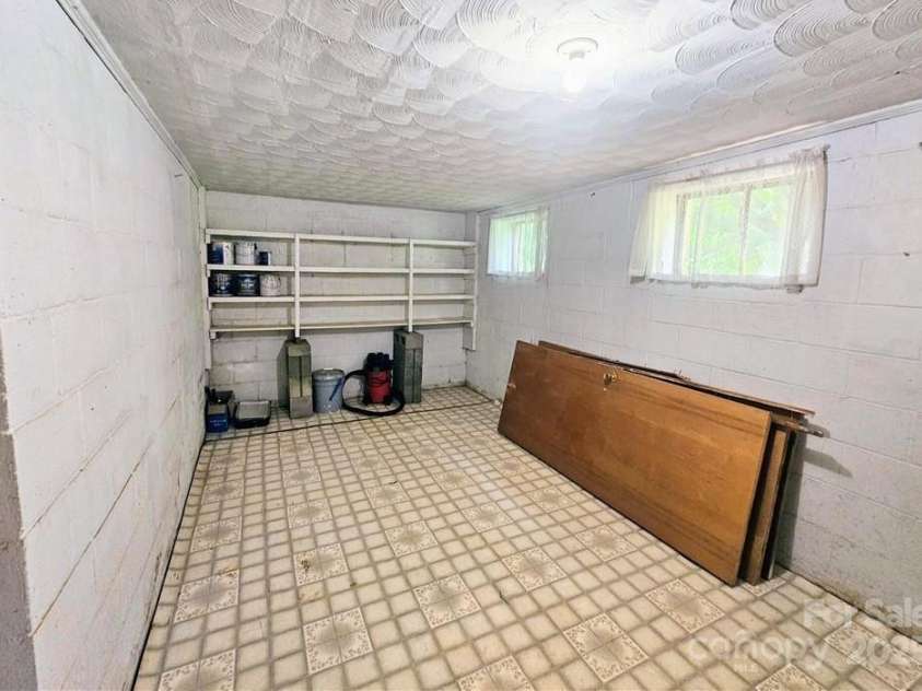 309 Gentry Street, Jefferson, NC 28640.  MLS# CAR4294097, YatesRealty ID 33146. 