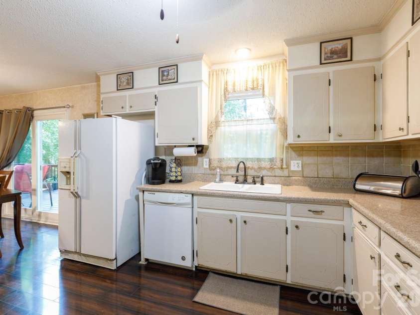 3319 Kingsfield Road, Rock Hill, SC 29732.  MLS# CAR4398122, YatesRealty ID 33148. 