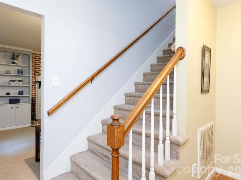 3319 Kingsfield Road, Rock Hill, SC 29732.  MLS# CAR4398122, YatesRealty ID 33148. 