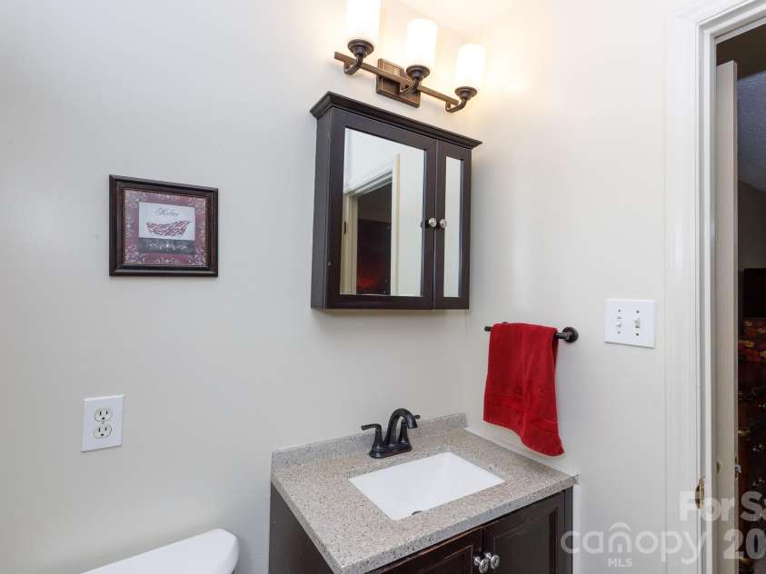 3319 Kingsfield Road, Rock Hill, SC 29732.  MLS# CAR4398122, YatesRealty ID 33148. 