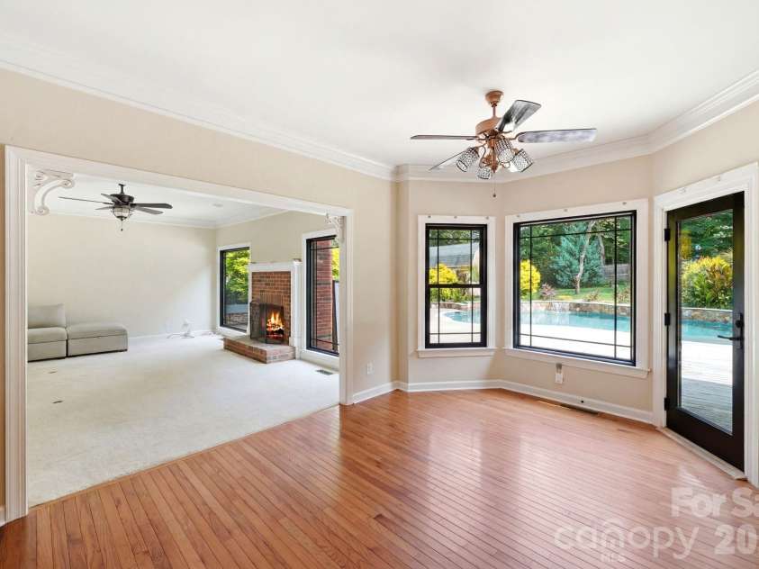 6821 Hollow Oak Drive, Charlotte, NC 28227.  MLS# CAR4398137, YatesRealty ID 33149. 