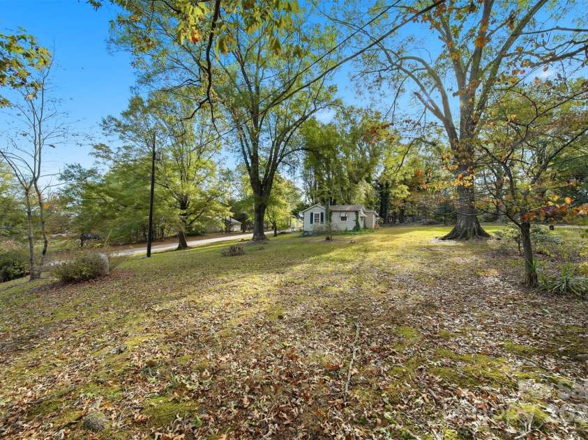 119 Sunset Drive, Taylorsville, NC 28681.  MLS# CAR4314783, YatesRealty ID 3315. 