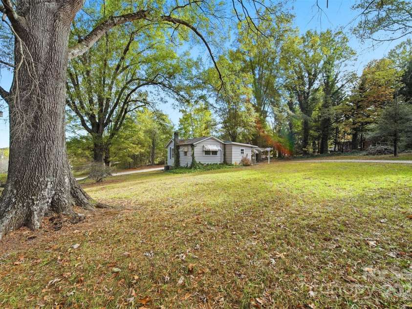 119 Sunset Drive, Taylorsville, NC 28681.  MLS# CAR4314783, YatesRealty ID 3315. 